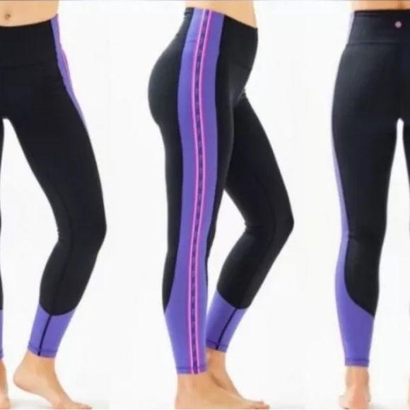 Lilly Pulitzer Pants - Lilly Pulitzer Luxletic Weekender High Rise
Leggings Onyx Size Small